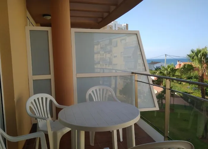 - Marinas * Dénia